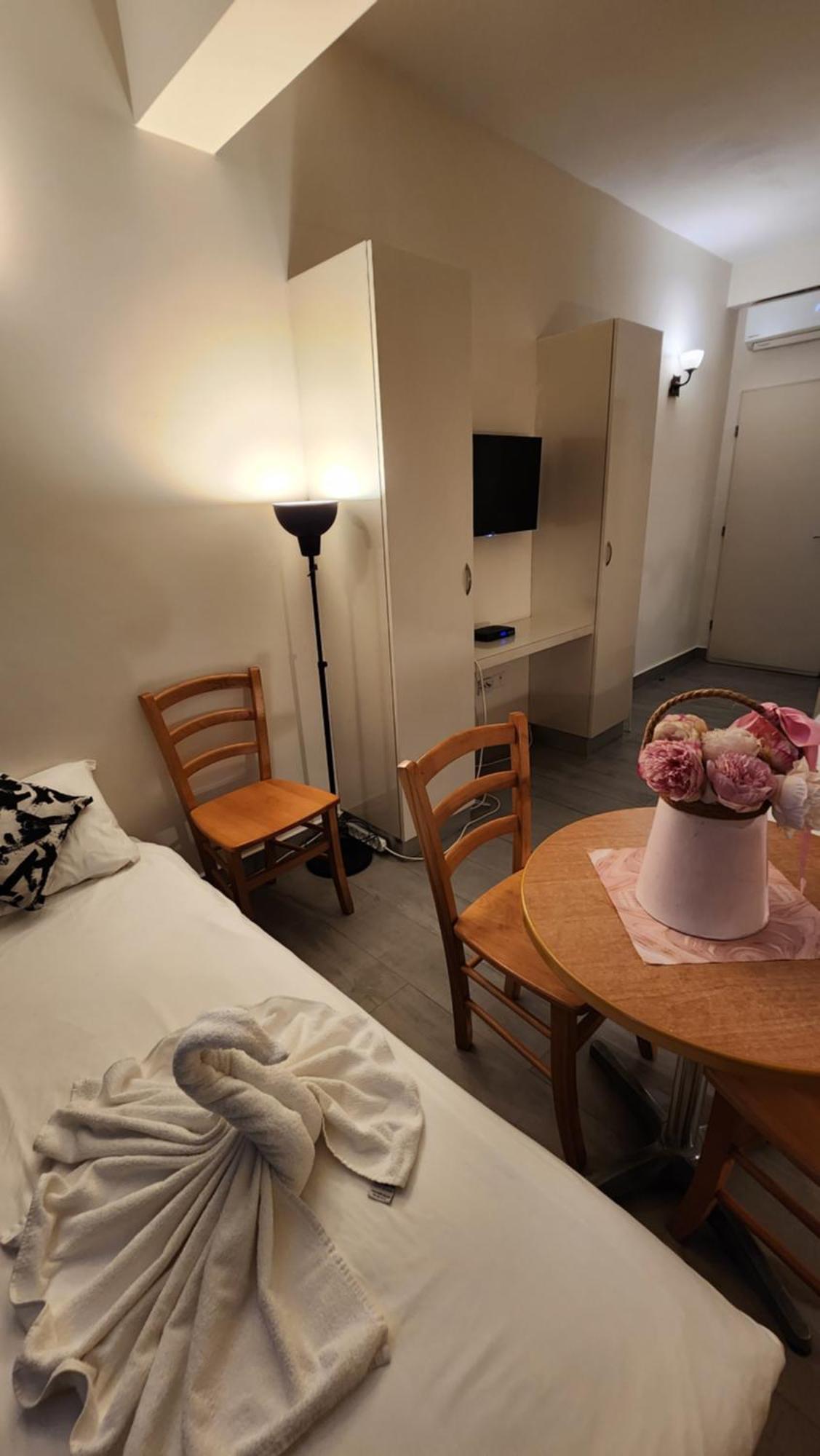 David Hameleh House Apart otel Netanya Oda fotoğraf